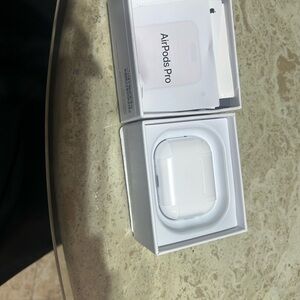 Apple AirPods Pro gen pros 3rd